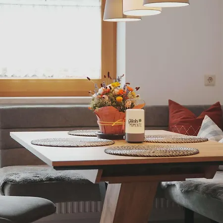 Ahorn Apartment
